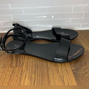 Old Navy Black Sandals Women’s Size 8
